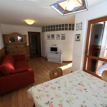 Cesa Roseda Apartmán *